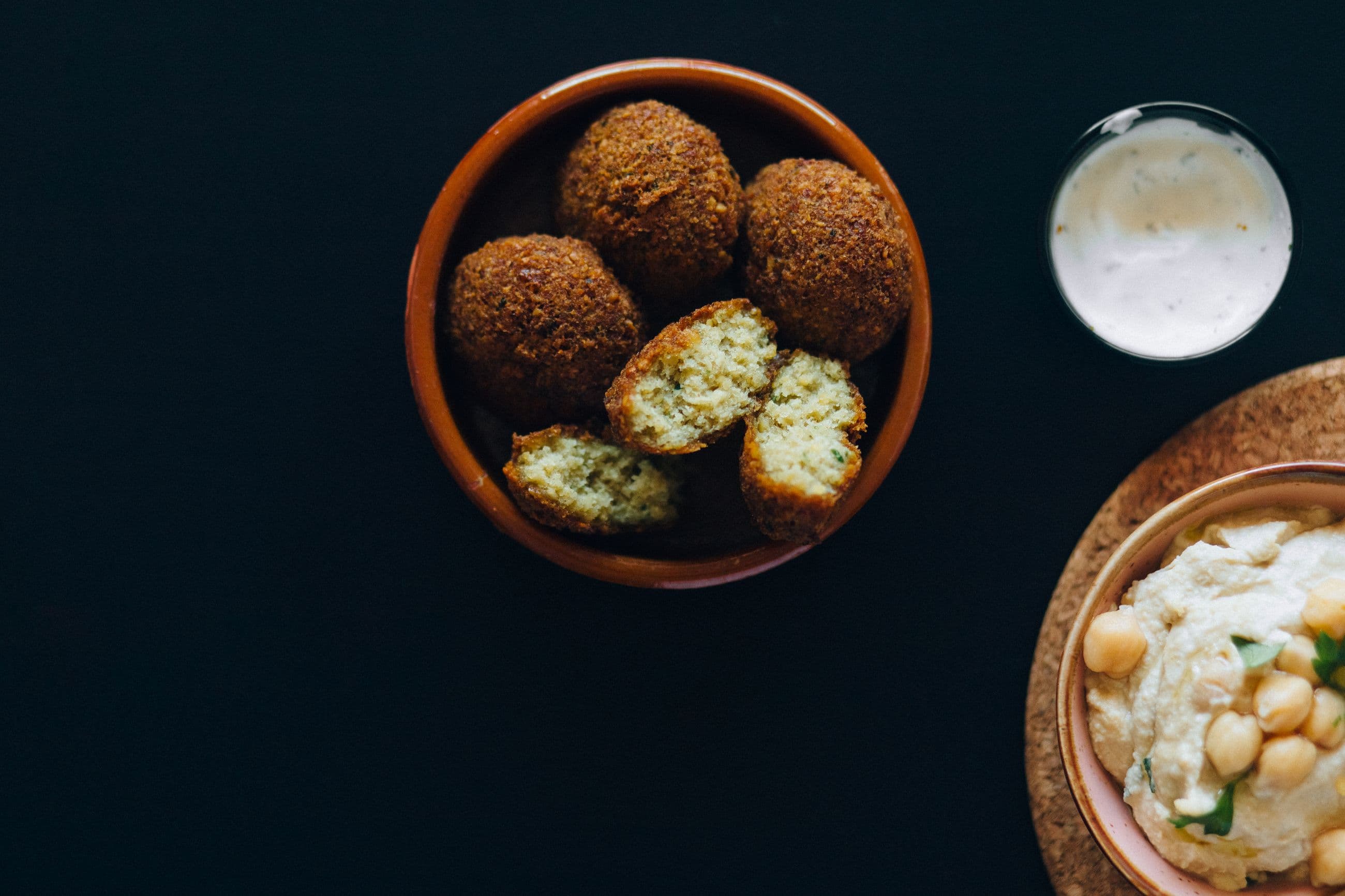 Fresh falafel with hummus